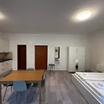 Hitrental Seefeld - Kreuzstrasse Apartments