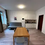 Hitrental Seefeld - Kreuzstrasse Apartments