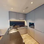 Spacious 1 Bedroom Apartment With Balcony