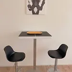 Zurich Central Brand New Apartment