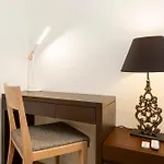 Kaya Zurich Apartment 2A - Downtown 2Br Apt With Balcony