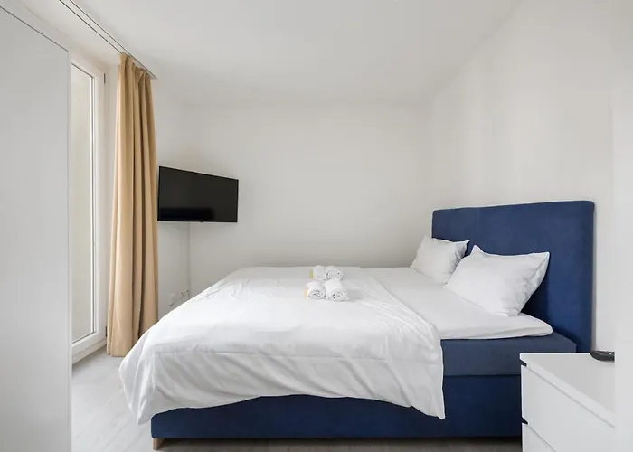 Urban Oasis With Queen Bed And View Be-19