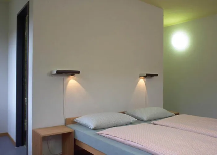 Zurich Youth Hostel - Private Rooms