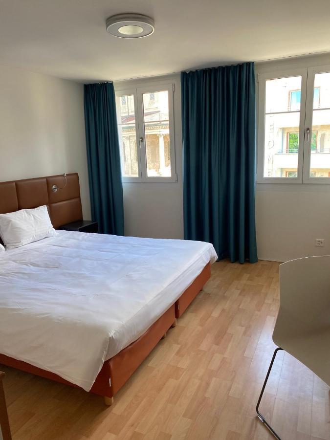 Hotel Royal 3*