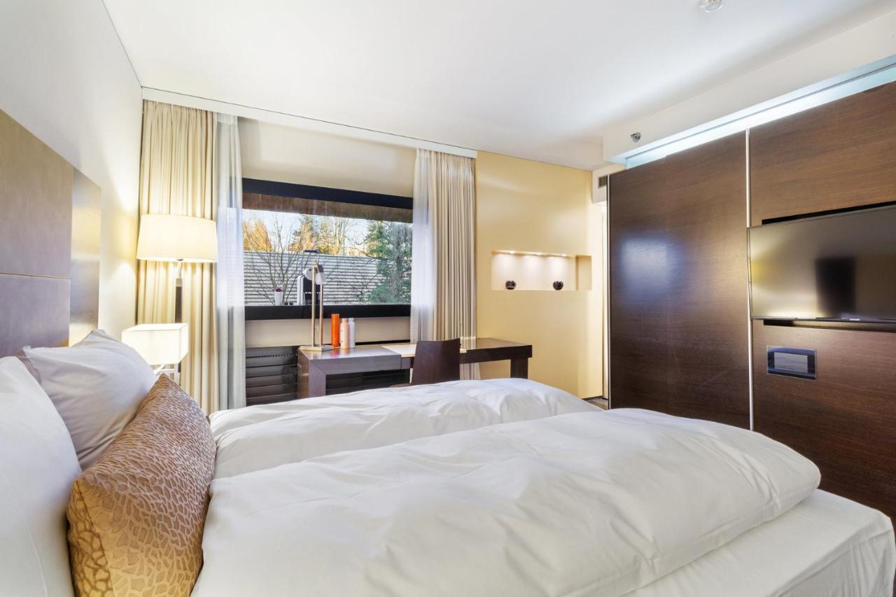 Becozy Self Check-In & Pop-Up Hotel Sihlcity Hotel
