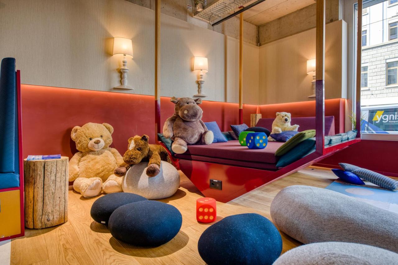 Adagio Center Aparthotel 4*