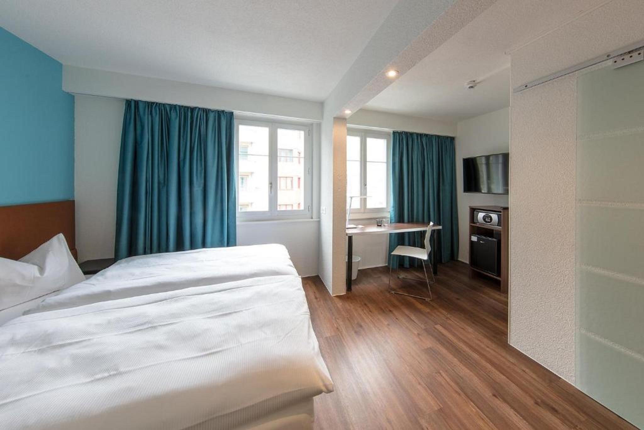 Royal Hotel 3*