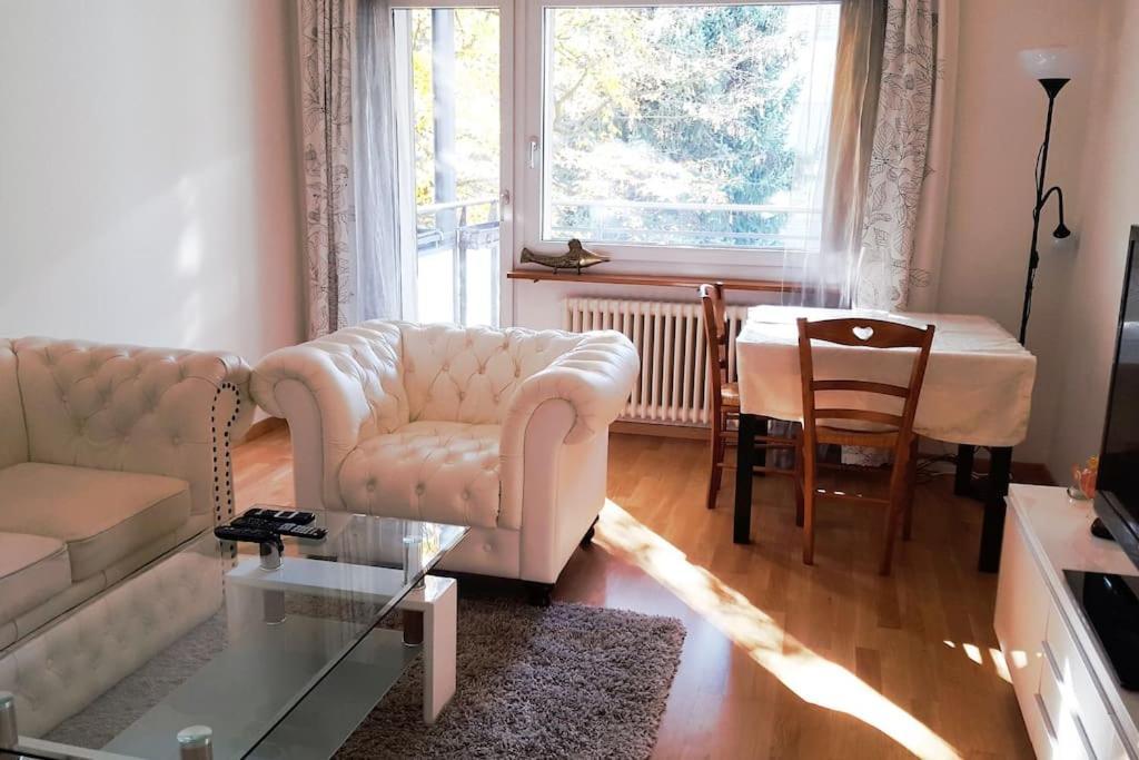 Apartment Superbly Appointed 2,5 Room, 1 Bedroom ,yes! Self Check-in! Zürich