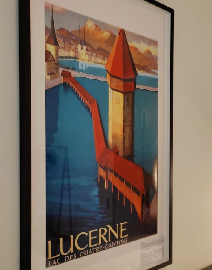 Seven Swiss Wonders, Center Apartamento Zurique