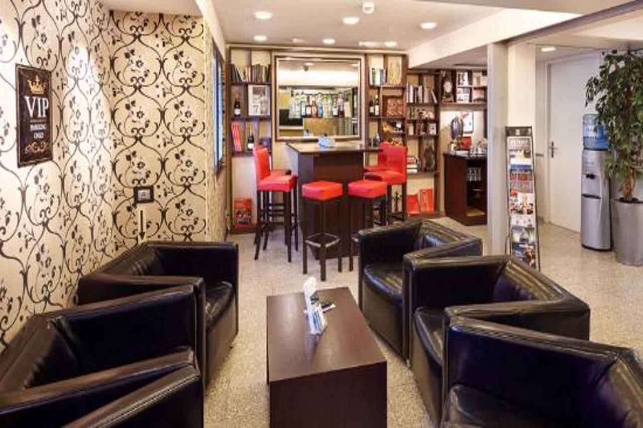 Hotel Royal