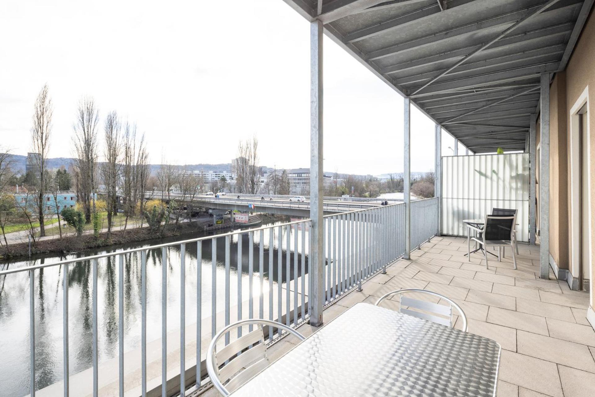 Stayy The River - Contactless Check-in * Zurich