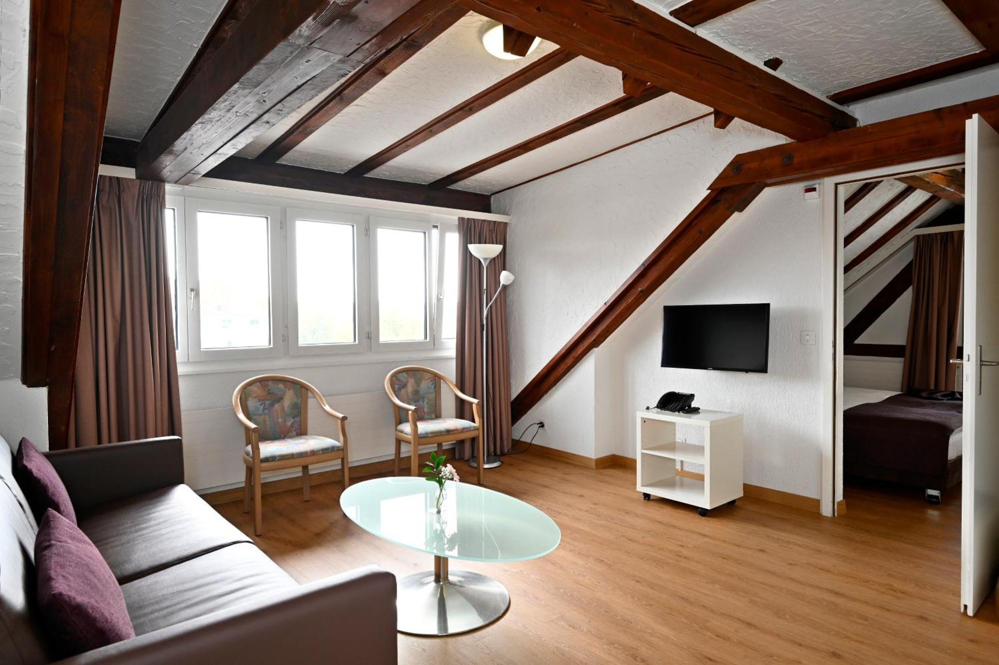 Hotel Olympia 3*