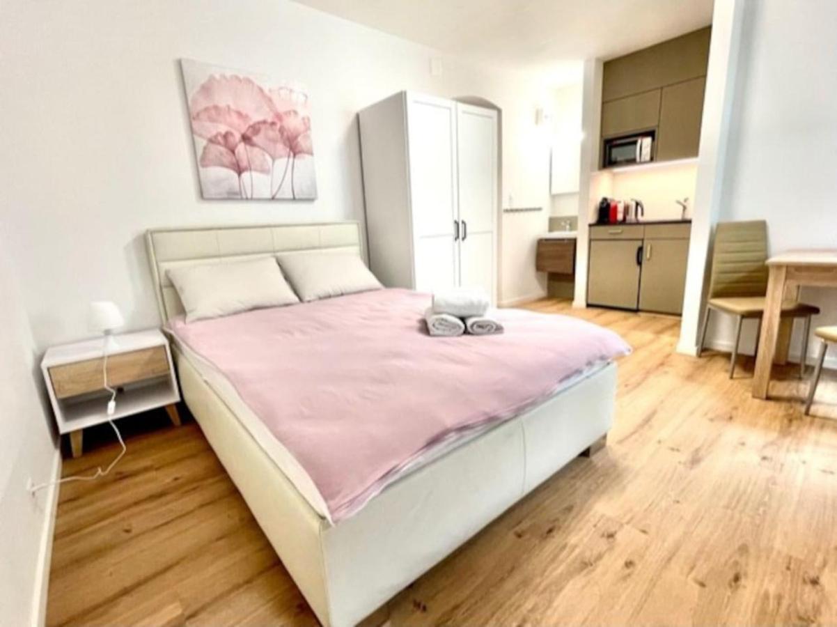 Heart Of Modern Hg7 * Zurich
