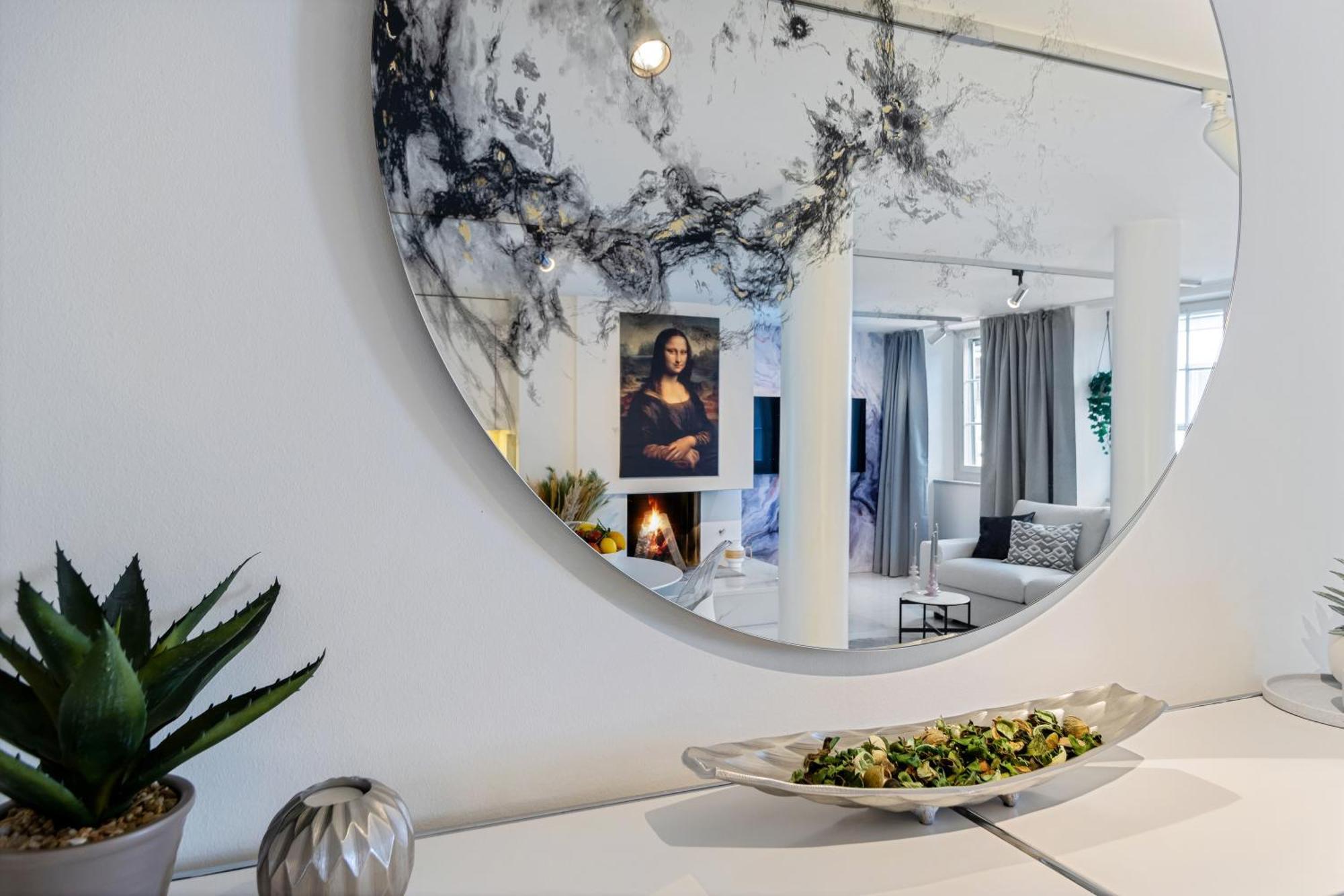 Apartment Boutique Design-suite-apartment At Best Central Location