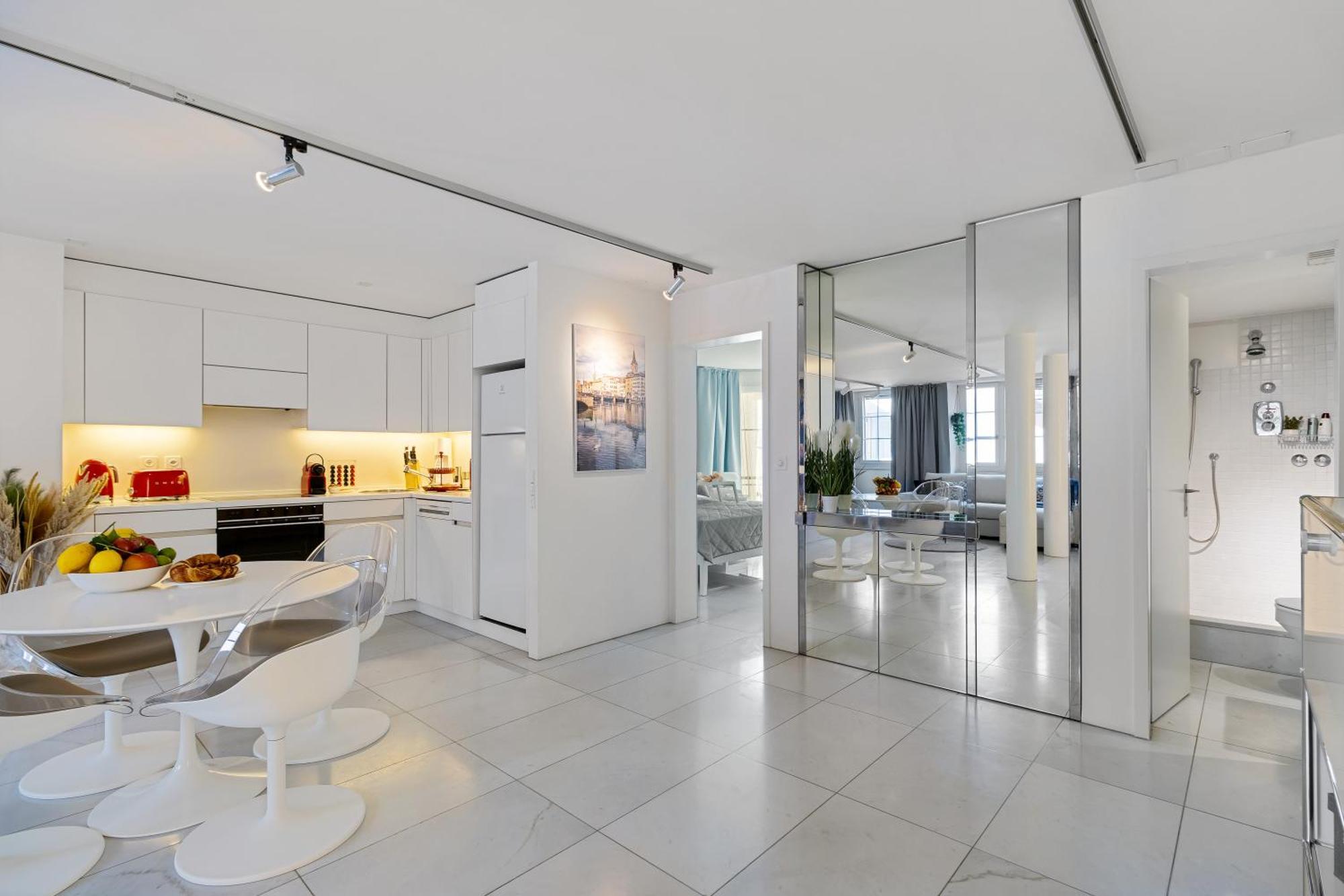 Boutique Design-suite-apartment At Best Central Location Apartment *