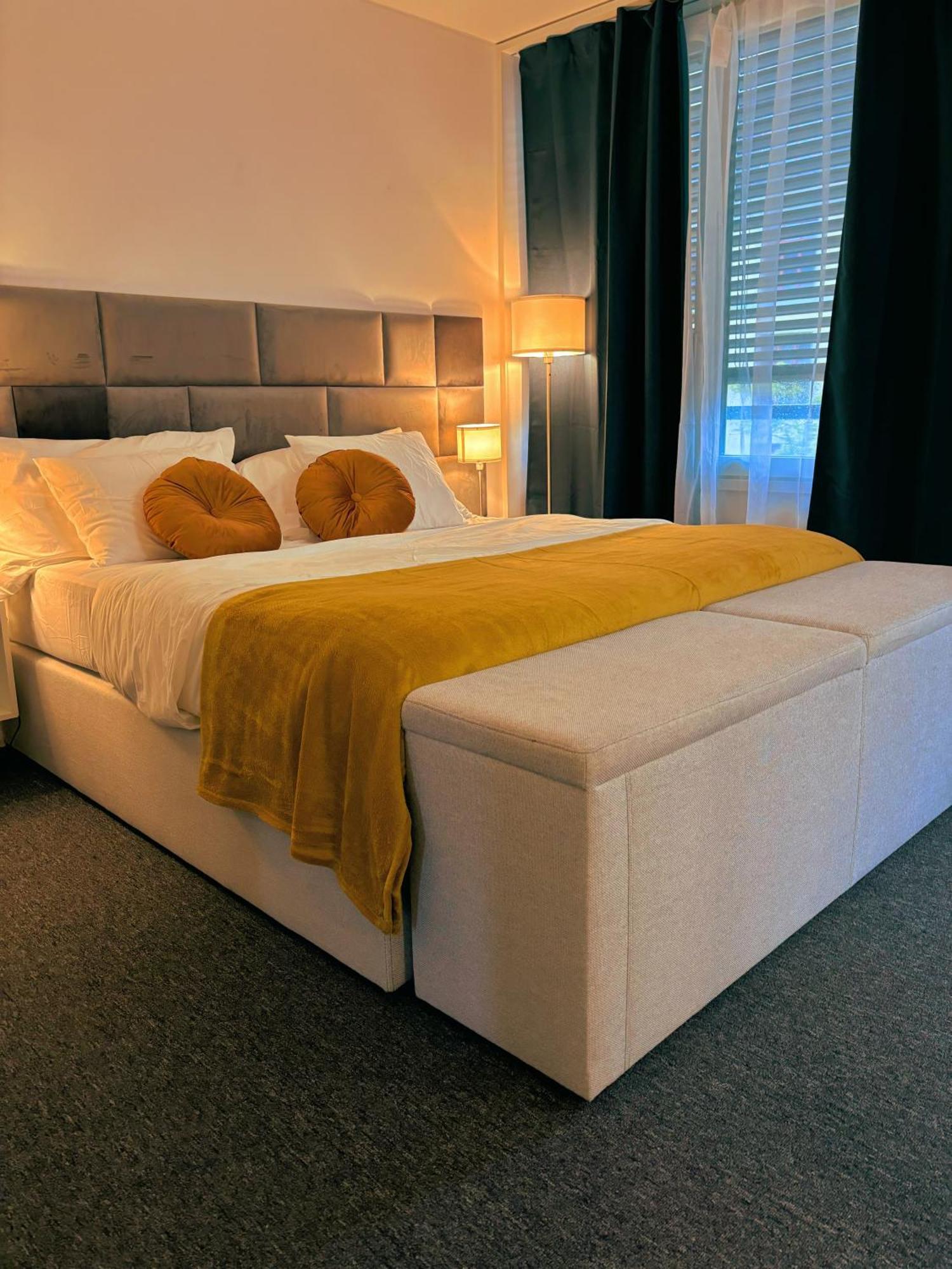 Central Apartment