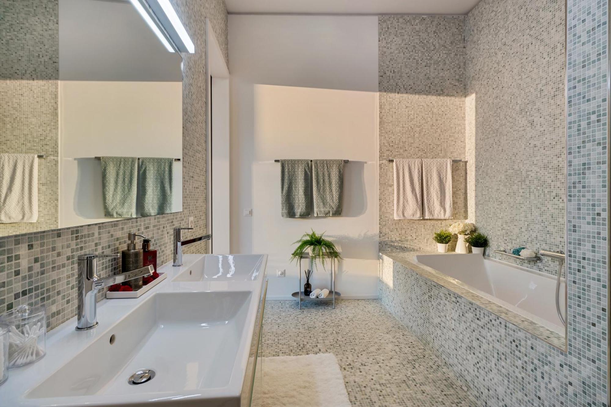 Apartment Leading Luxury Of - Stunning View, Parking-garage *