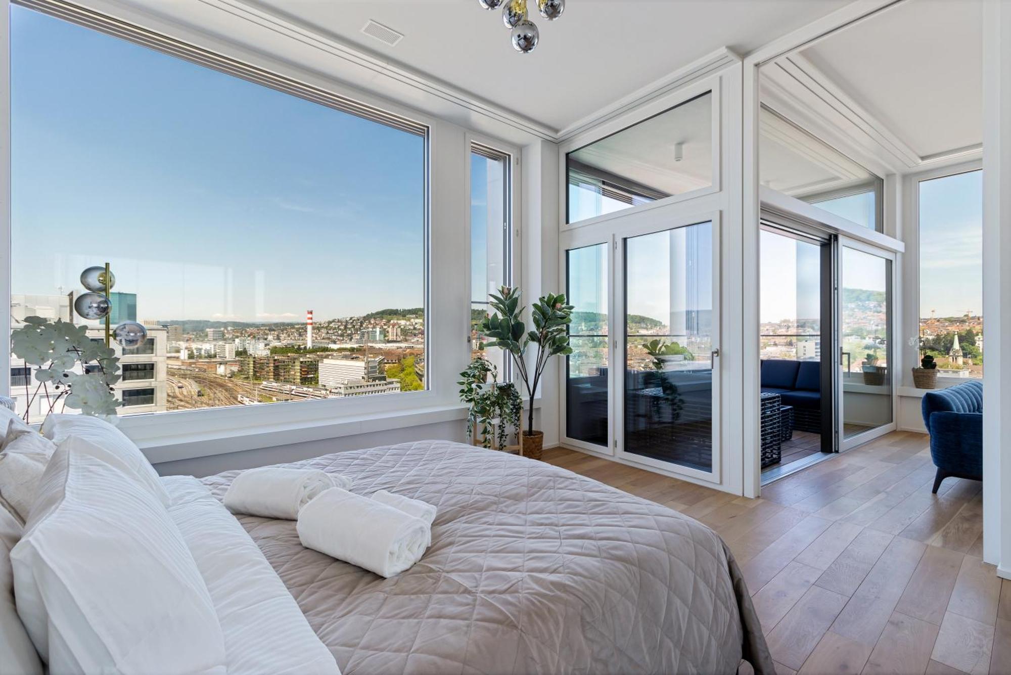 Leading Luxury Of - Stunning View, Parking-garage Apartment