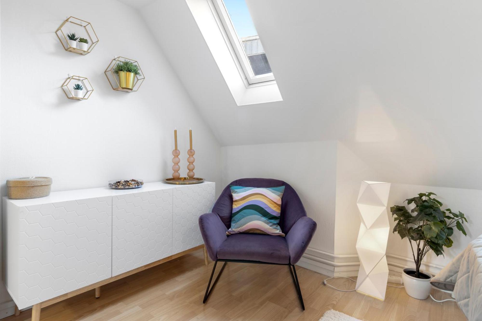 Value For Money & Ac & Stunning Mountain View & Freeparking & Comfort Apartment Zurich