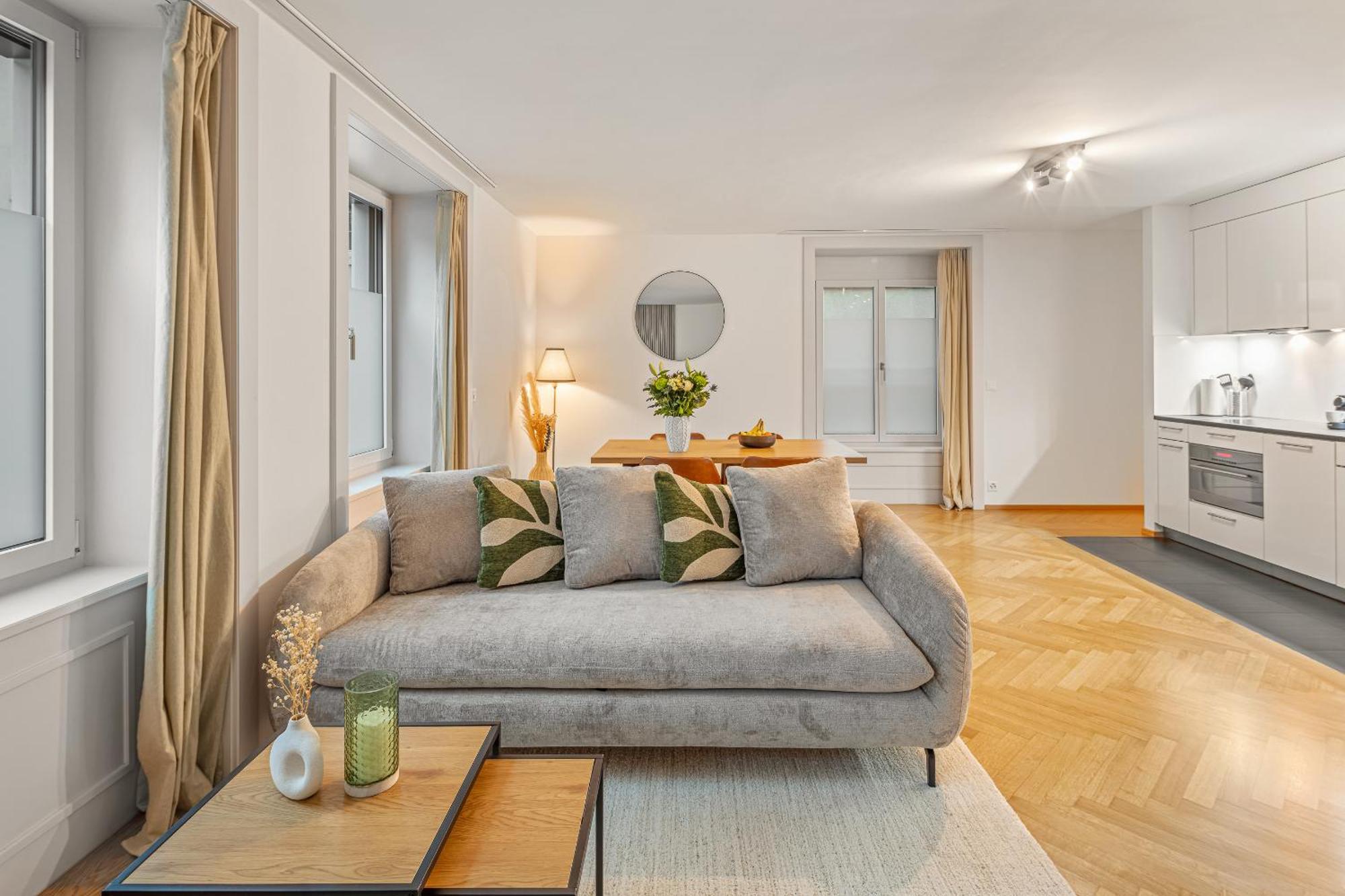 Apartment Im Stadtzentrum Gelegenes Mit Kingsize Bed Zürich