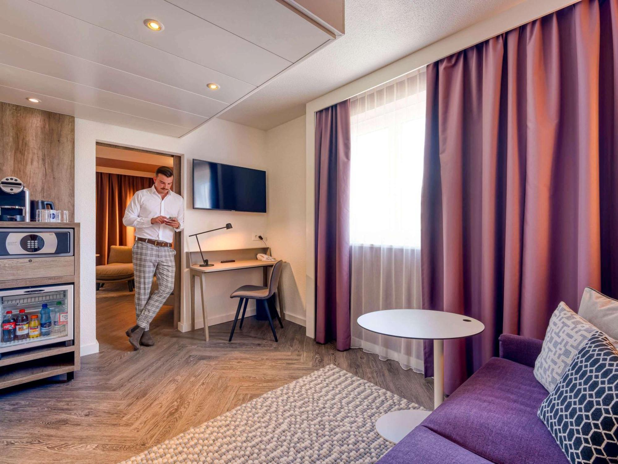 Hotel Novotel West