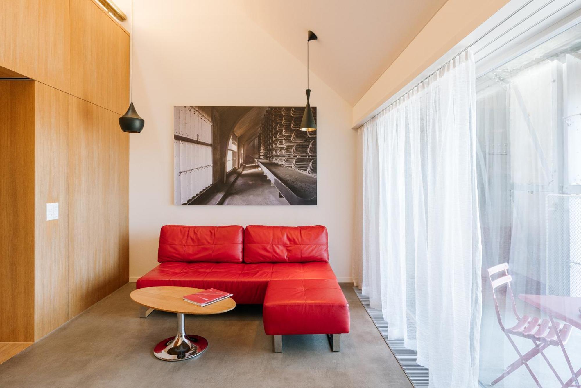 B2 Boutique Hotel 4*