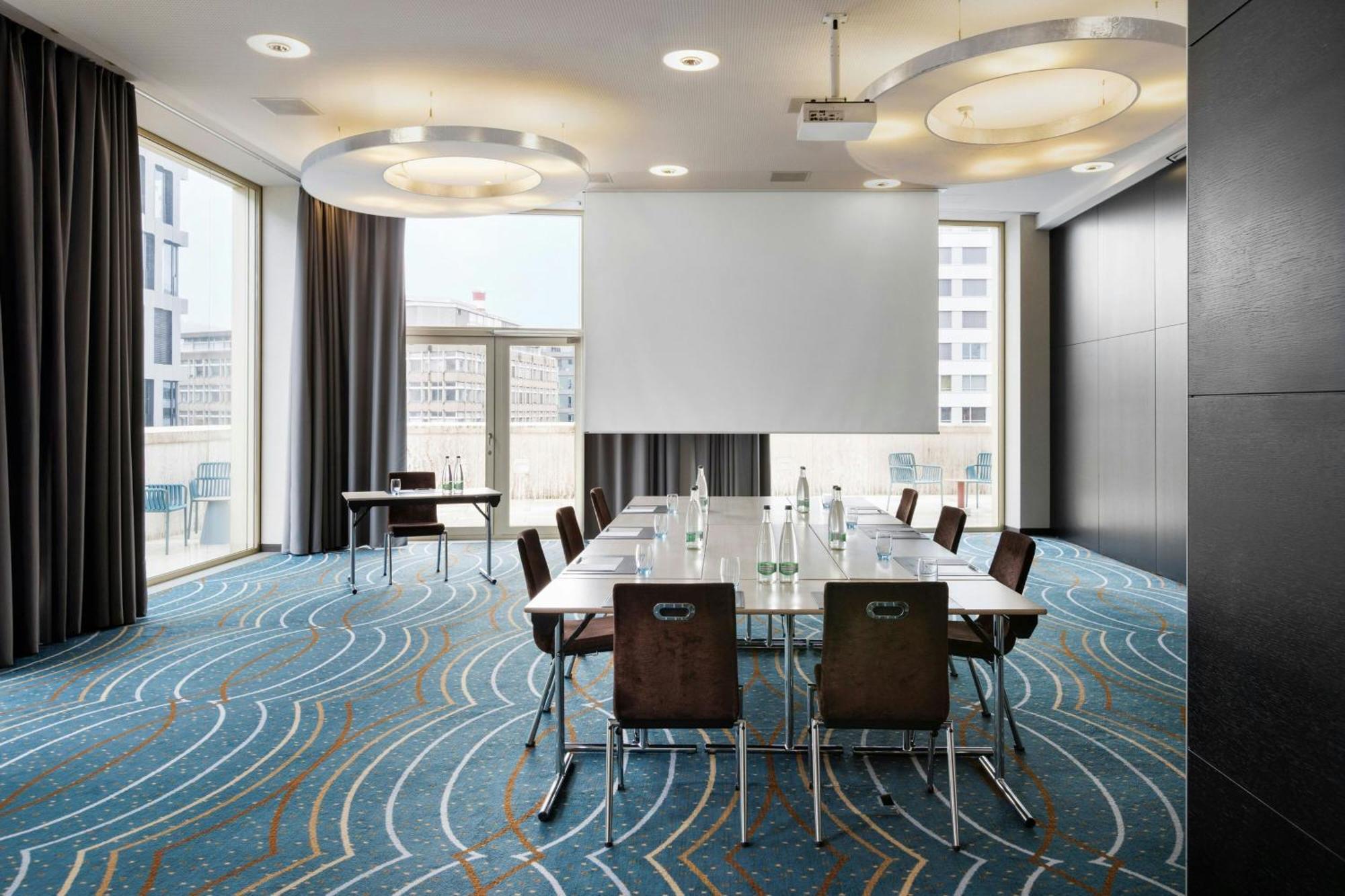 Renaissance Tower Zurich