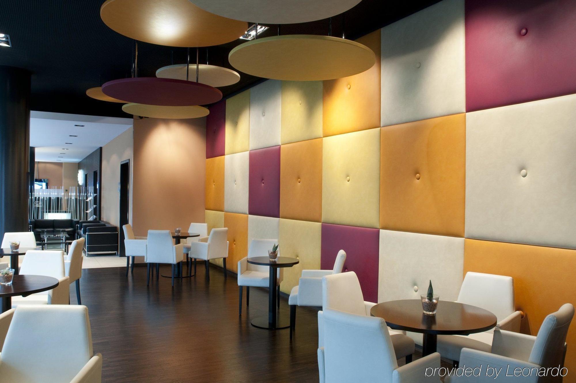 Messe By Ihg Hotel Zurich