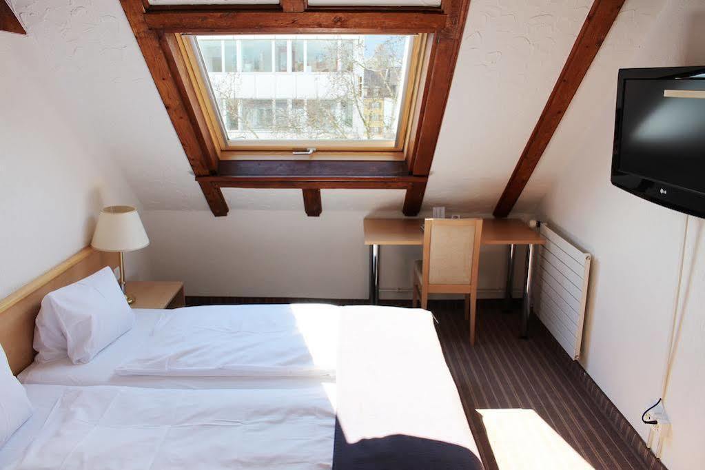 Olympia 3* Zurich
