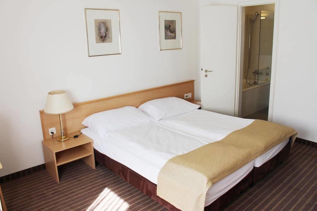 Olympia 3* Zurich