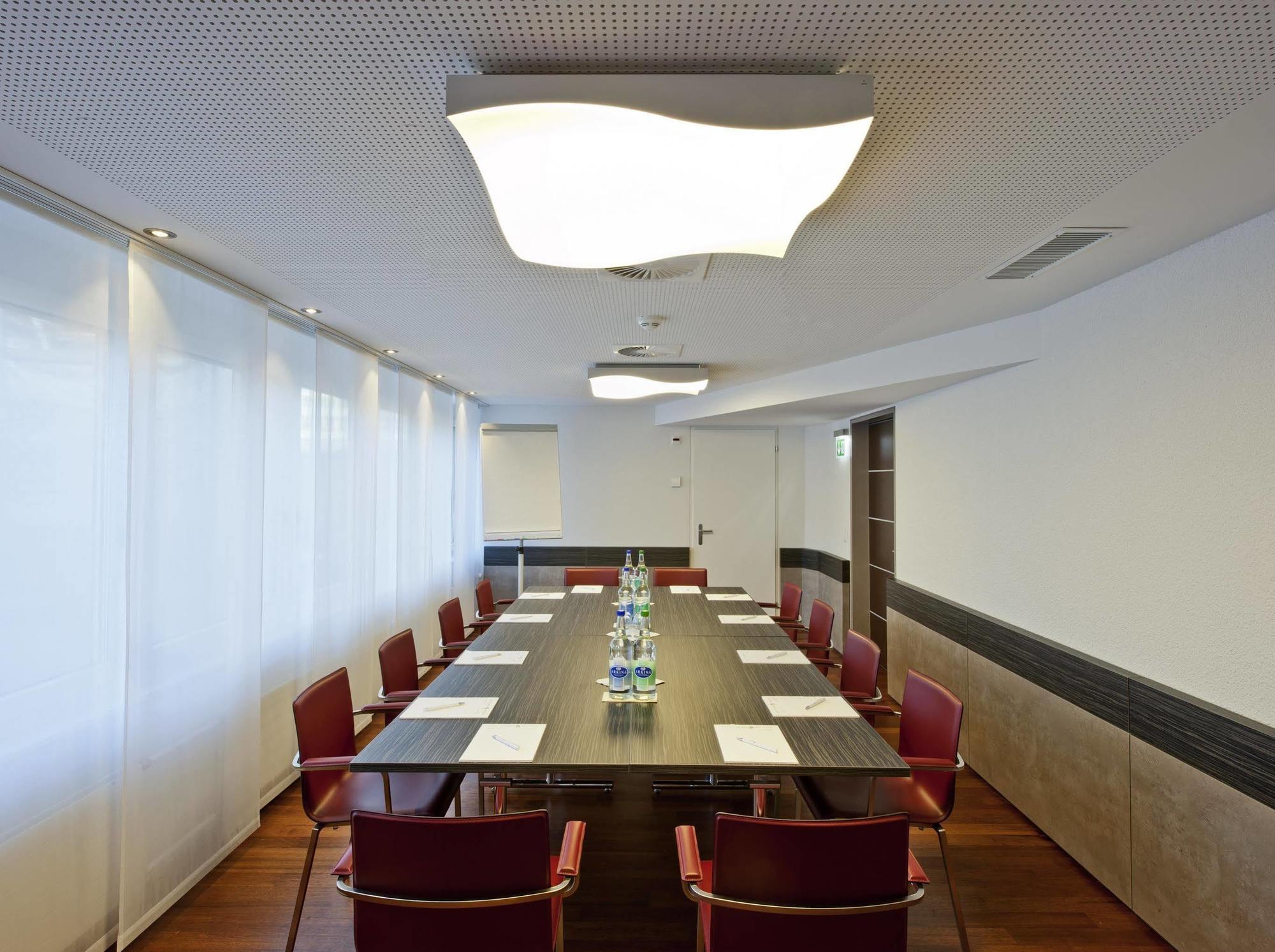 Hotel Sternen Oerlikon 3*
