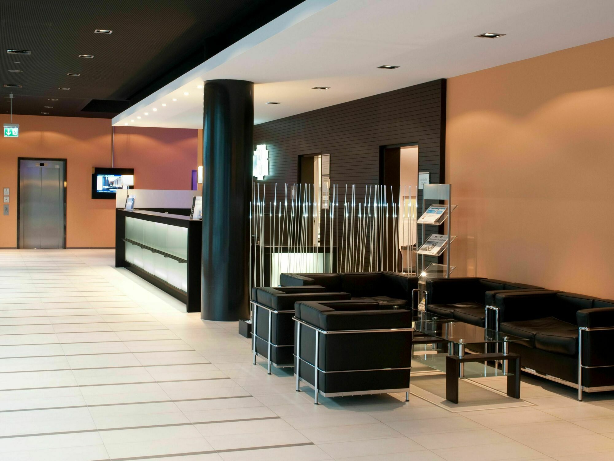 Hotel Messe By Ihg 4*