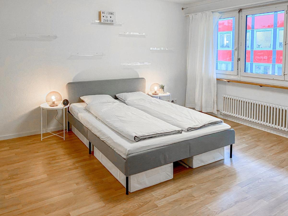Studio In The Heart Of *