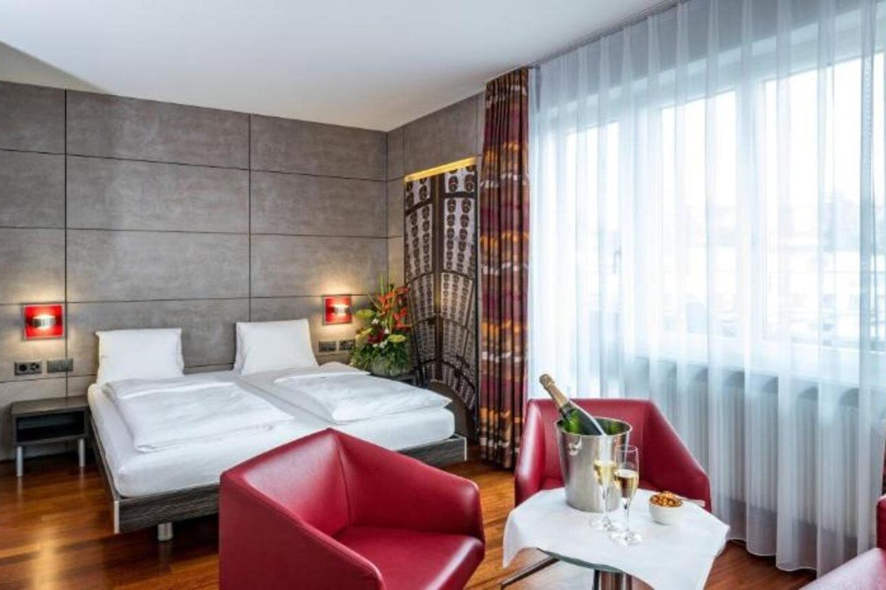Sternen Oerlikon 3*